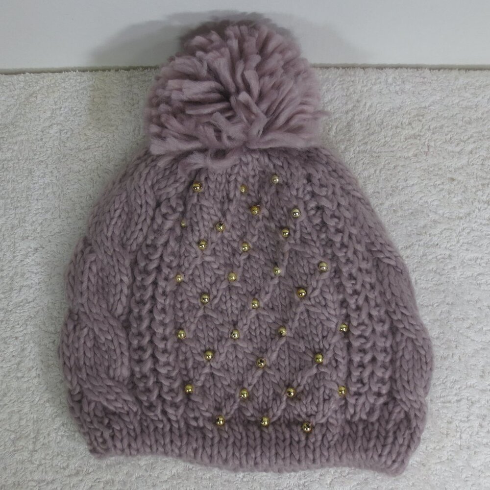 No Tags Hat Lavender Cable Knit Beanie Pom Pom Gold Beaded Super Soft Cozy OSM